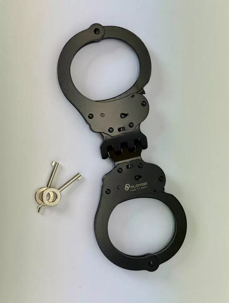 Hinged Handcuffs Black 5233 Alcyon - Other Products - 084140 - 2