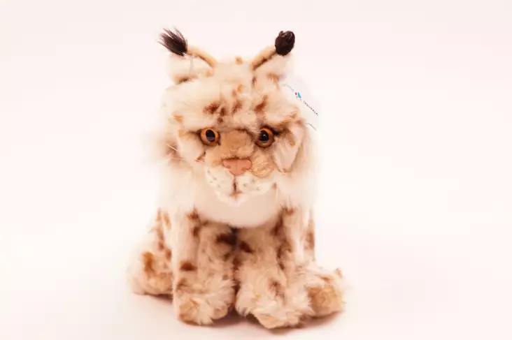 Gosedjur Sittande Lodjur 23 cm - Gosedjur - 4028667180404 - 1